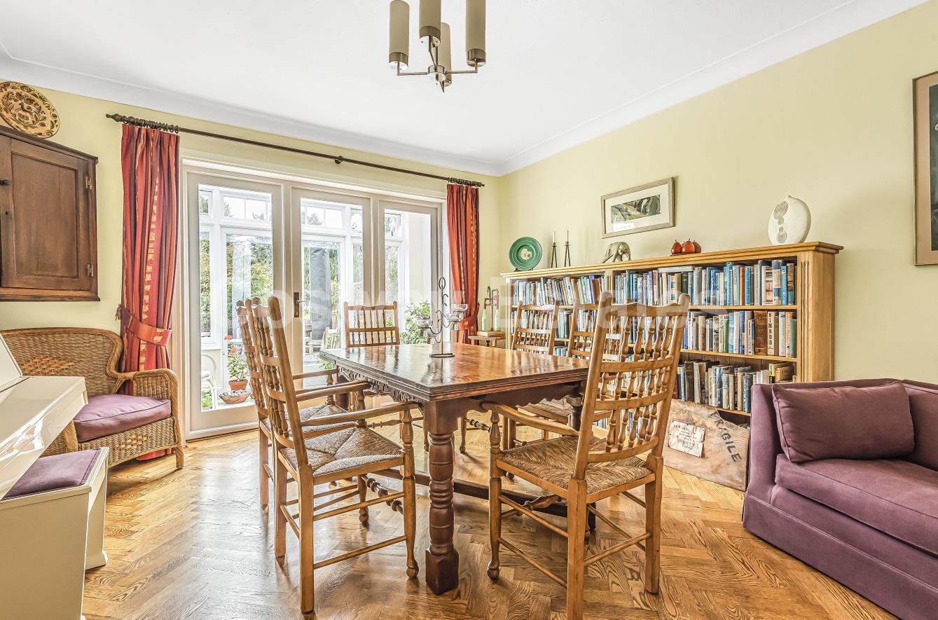 Newcombe Park, Mill Hill